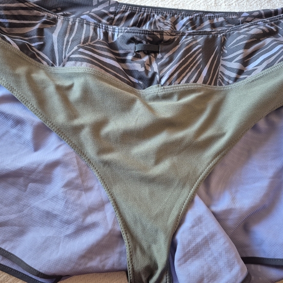 Patagonia Women's Light Purple Athletic Shorts - Picture 11 of 11